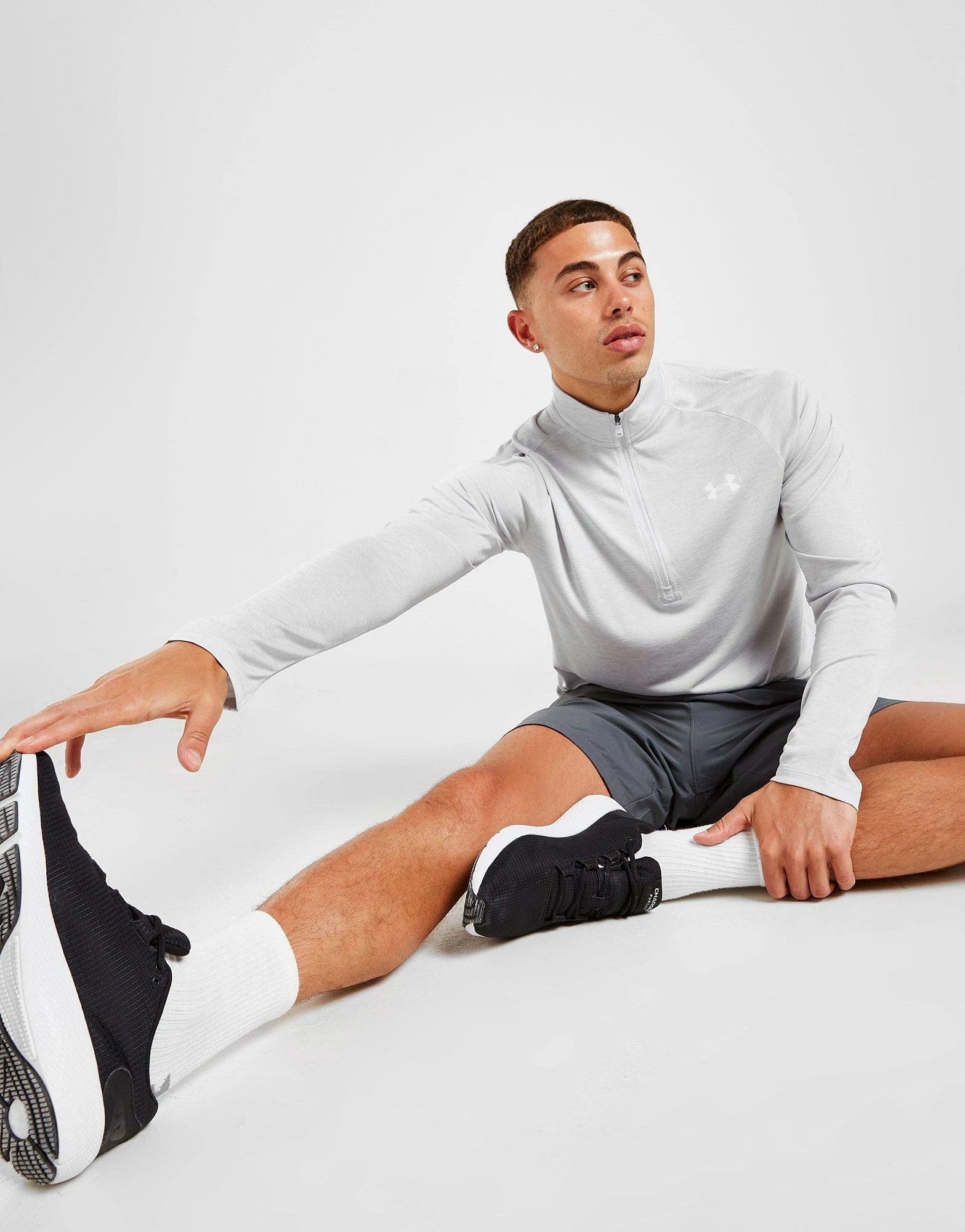 Under Armour Tech 1/2 Zip Track Top Herre Grå 3 Under Armour Tech 1/2 Zip Track Top Herre Grå