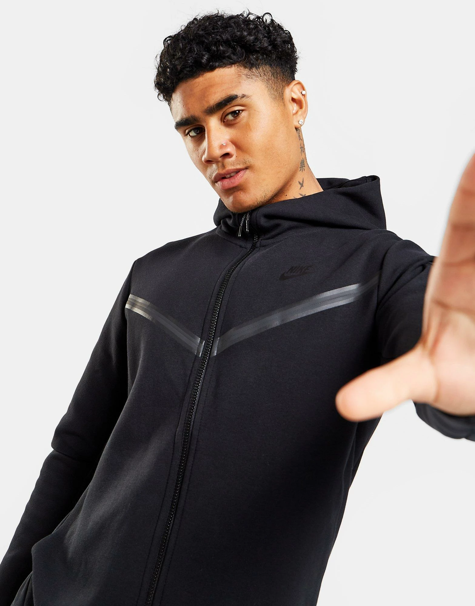 Nike Tech Fleece Full Zip Hættetrøje Herre Sort 6 Nike Tech Fleece Full Zip Hættetrøje Herre Sort - Billede 4