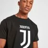 Official Team Juventus Crest T-Shirt Sort -Herretoj Salg jd 372517 a
