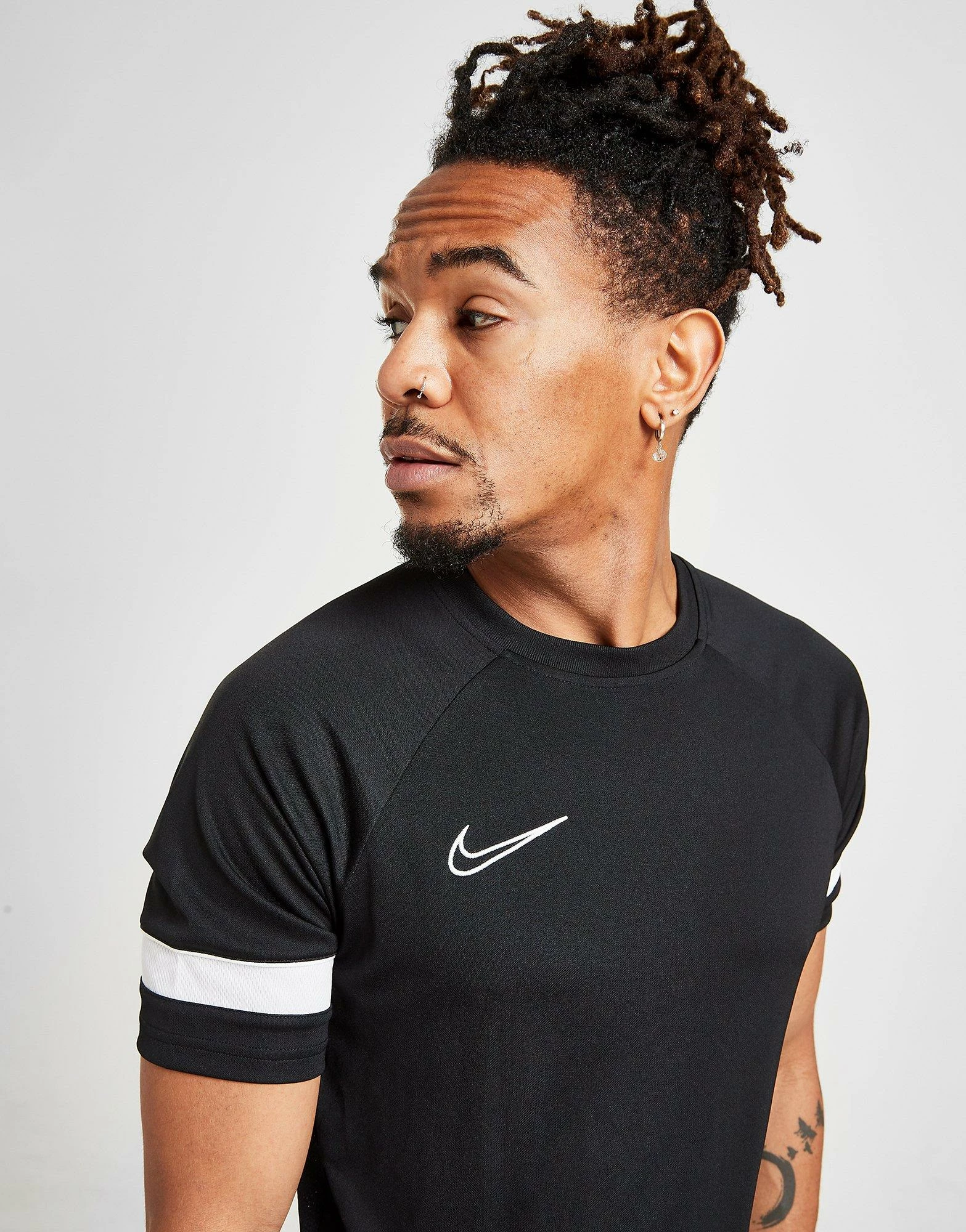 Nike Academy Essential T-Shirt Herre Sort 4 Nike Academy Essential T-Shirt Herre Sort - Billede 2