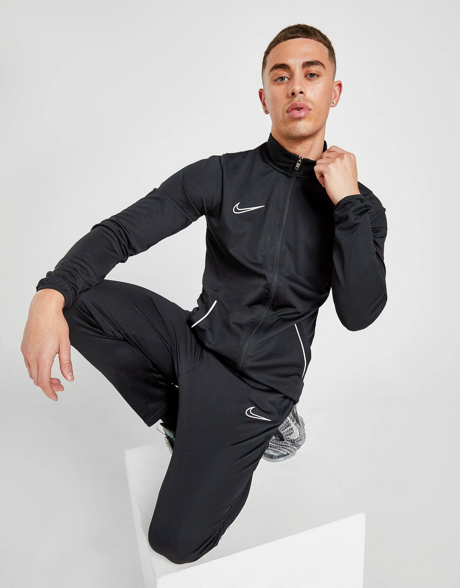 Nike Academy Essential Tracksuit Herre Sort 3 Nike Academy Essential Tracksuit Herre Sort