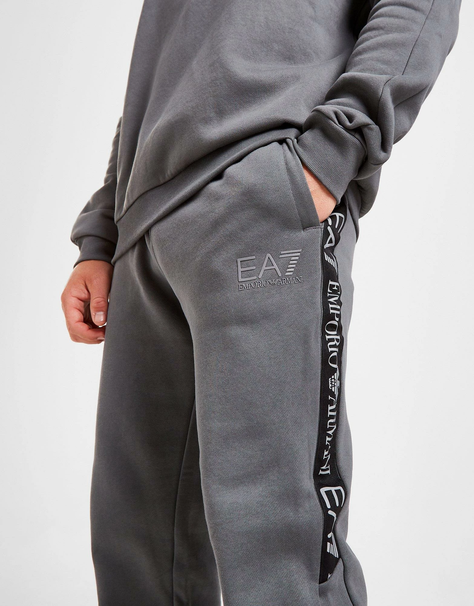 Emporio Armani EA7 Tape Reflect Crew Træningsæt Herre Grå 7 Emporio Armani EA7 Tape Reflect Crew Træningsæt Herre Grå - Billede 5