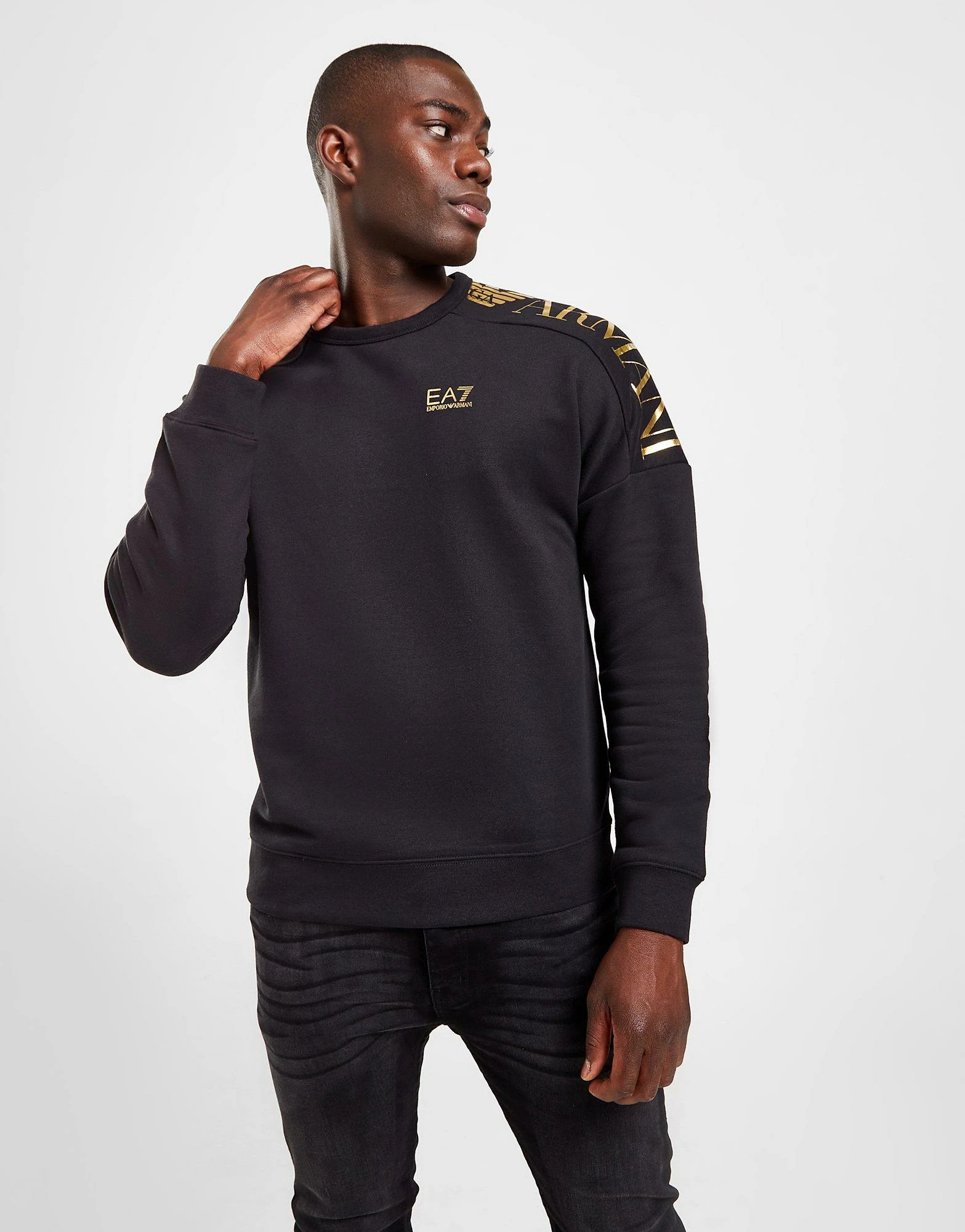 Emporio Armani EA7 Extended Logo Crew Sweatshirt Sort 5 Emporio Armani EA7 Extended Logo Crew Sweatshirt Sort - Billede 3