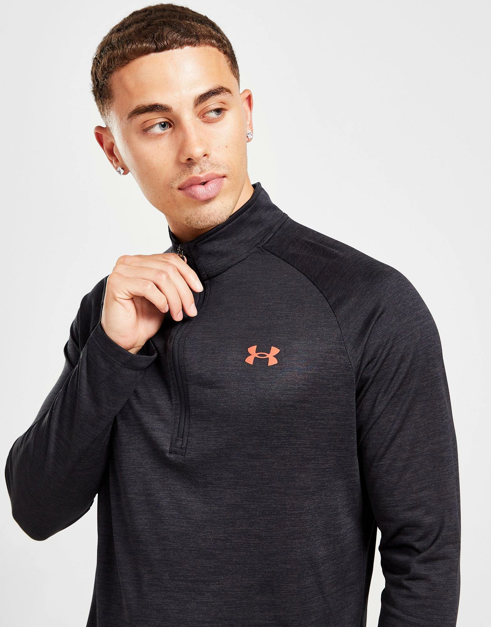 Under Armour Tech 1/2 Zip Track Top Herre Sort 4 Under Armour Tech 1/2 Zip Track Top Herre Sort - Billede 2