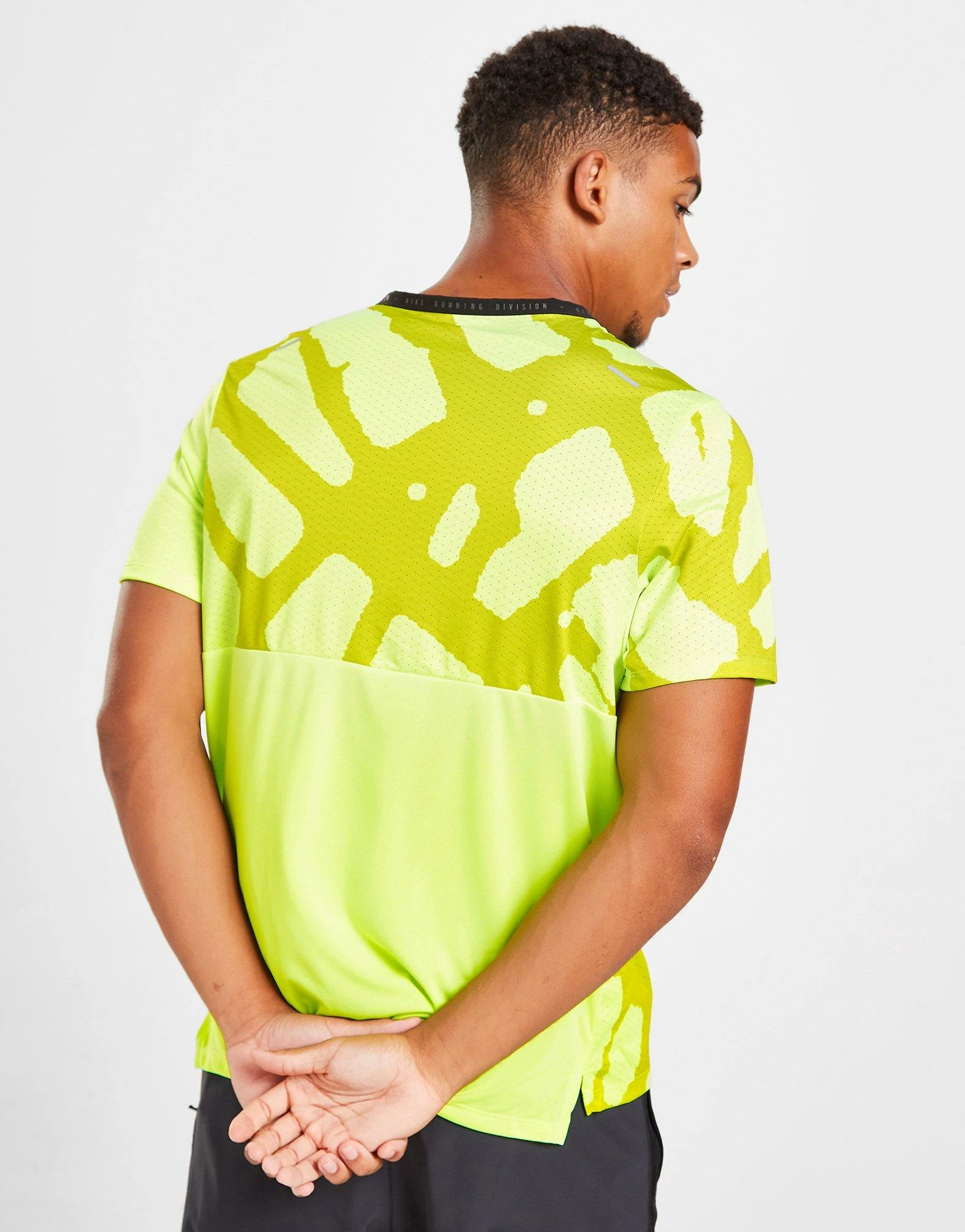 Nike Run Division Dri-FIT Camo T-Shirt Grøn 4 Nike Run Division Dri-FIT Camo T-Shirt Grøn - Billede 2