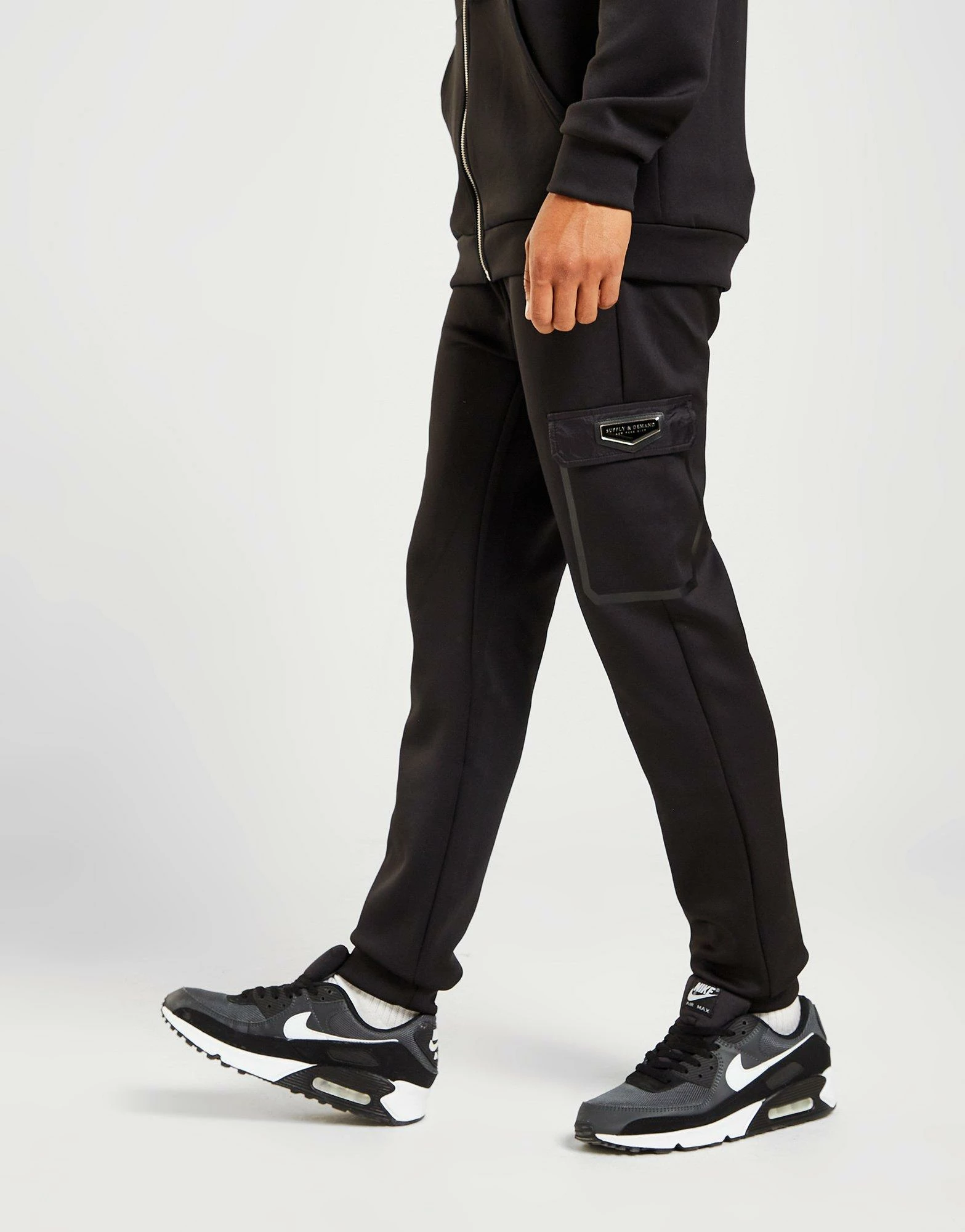 Supply & Demand Conceal Poly Track Pants Sort 4 Supply & Demand Conceal Poly Track Pants Sort - Billede 2