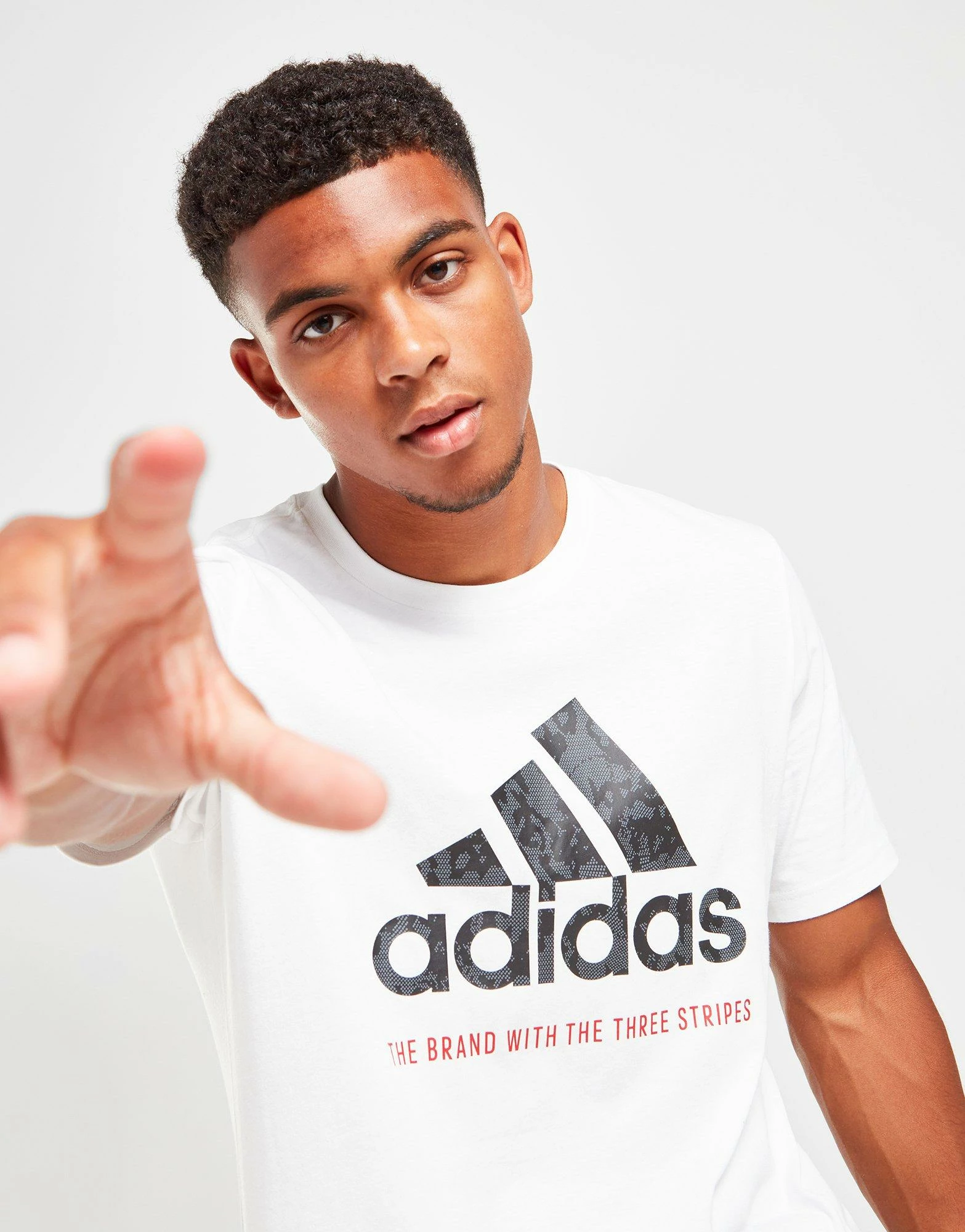 Adidas Badge Of Sport Digital Camo T-Shirt Herre Hvid 3 Adidas Badge Of Sport Digital Camo T-Shirt Herre Hvid