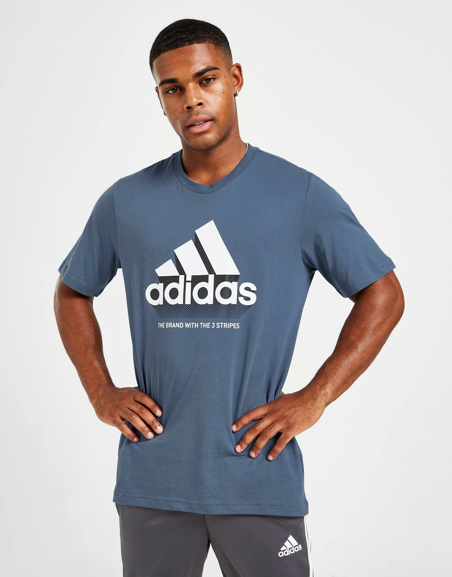 Adidas Badge Of Sport Shadow T-Shirt Herre Blå 3 Adidas Badge Of Sport Shadow T-Shirt Herre Blå