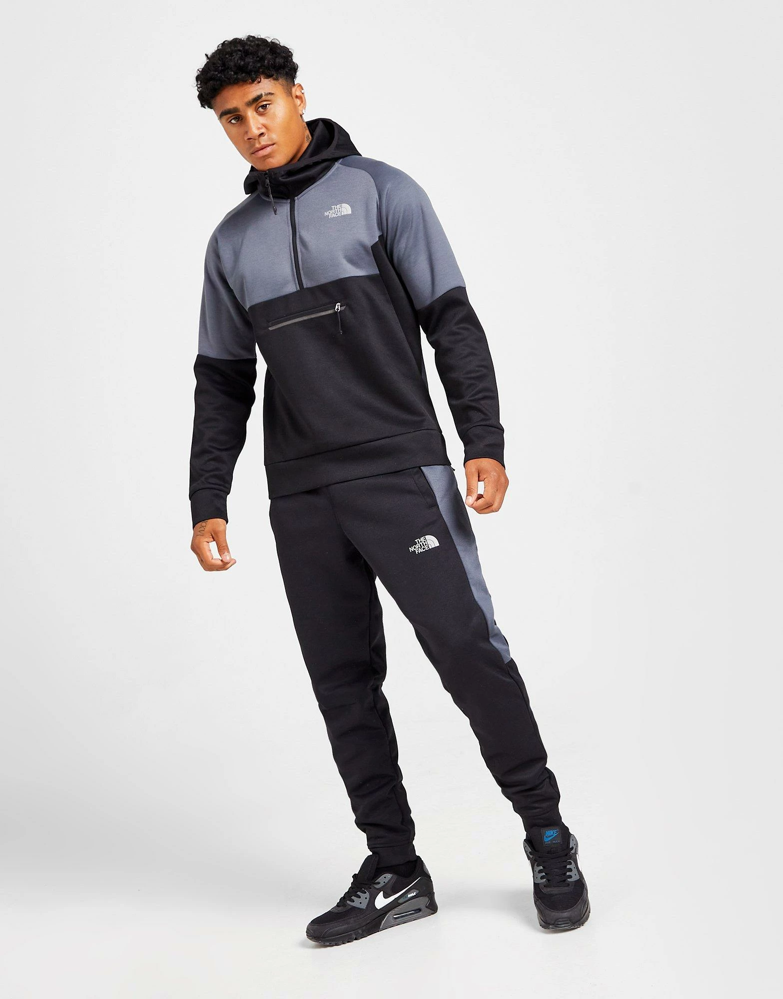 The North Face Tek 1/4 Zip Hoodie Grå 7 The North Face Tek 1/4 Zip Hoodie Grå - Billede 5